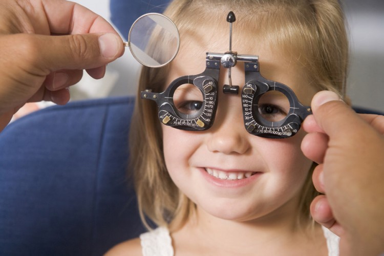 Symptoms and cause of losing the Children's Vision 